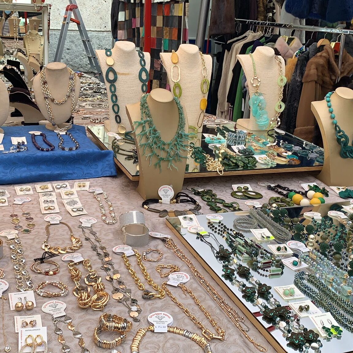 Shopping In Italy On A Budget Fondazione Italia